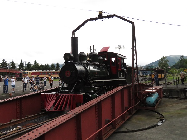 小樽市総合博物館本館…鉄道歴史体感プログラム 限定コラボ｢蒸気機関車 in 機関車庫三号｣に行ってきました(8/20) | 小樽 観光協会公式サイト「おたるぽーたる」：北海道小樽へようこそ！